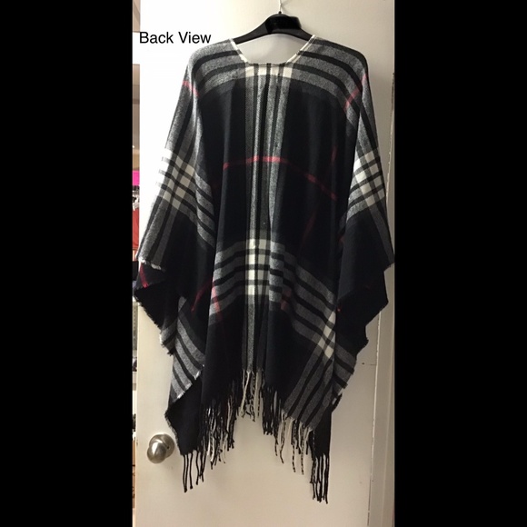 🌟 DKR Plaid Cape - Picture 4 of 4